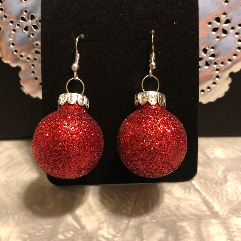 RED GLITTER GLASS BALL ORNAMENT EARRINGS